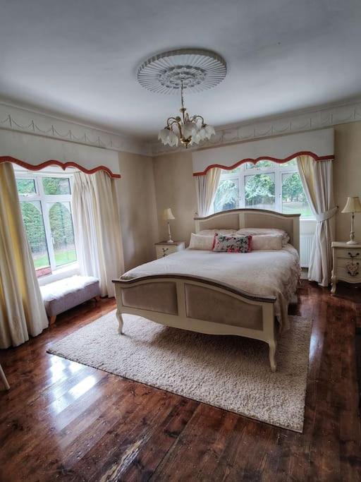 Entire Home At Ballysax House Newpark エクステリア 写真